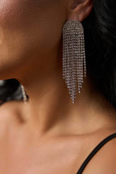 Cercei Lea cu 11 șiraguri de cristale argintii - Sia House Sia House pentru femei elegante